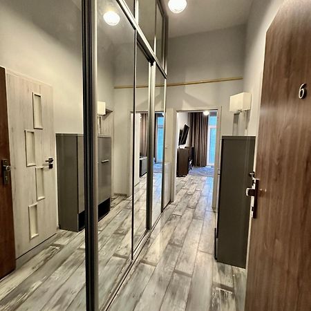 Royal City Centre Apartment Poprad Buitenkant foto