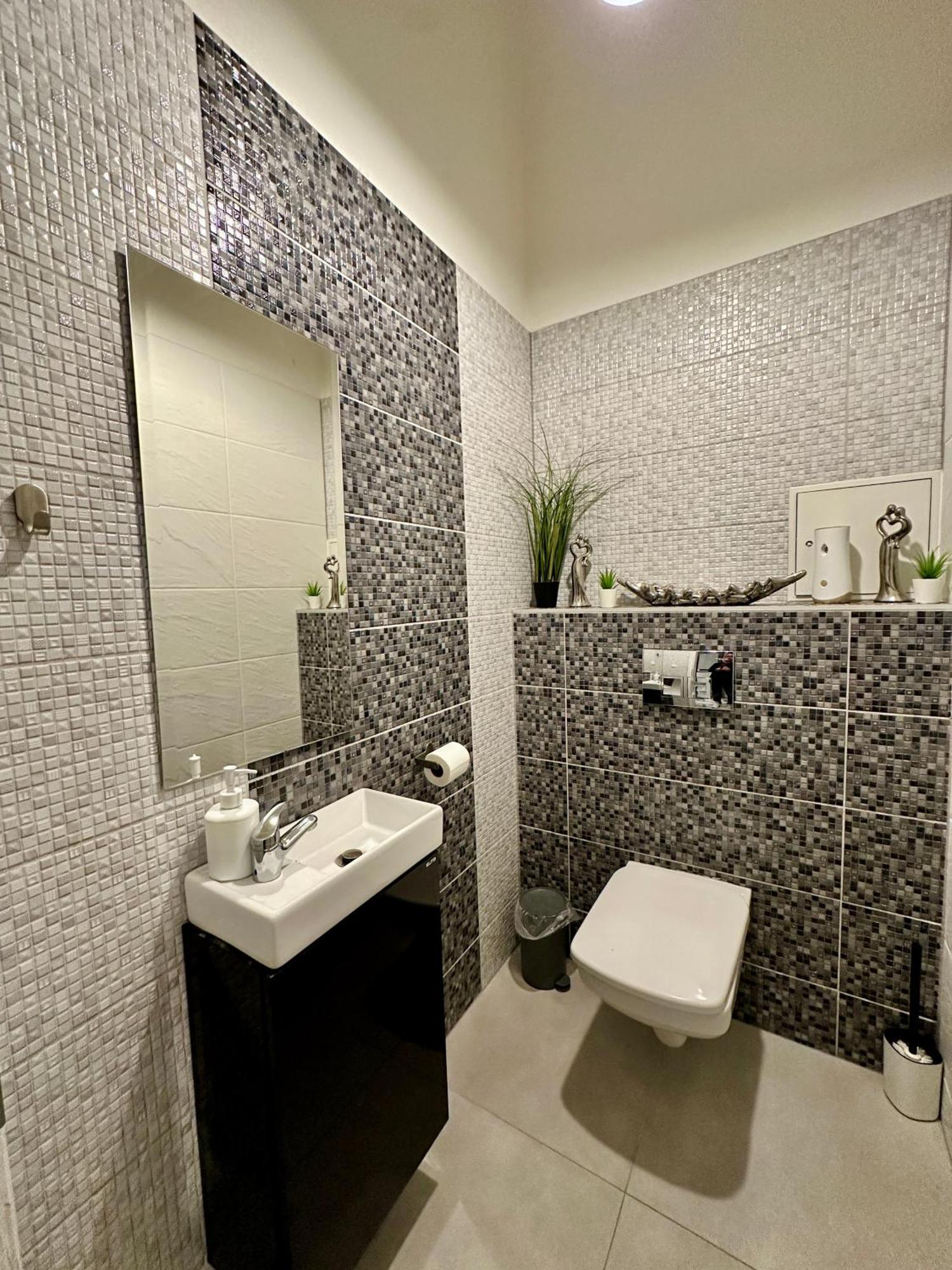 Royal City Centre Apartment Poprad Buitenkant foto