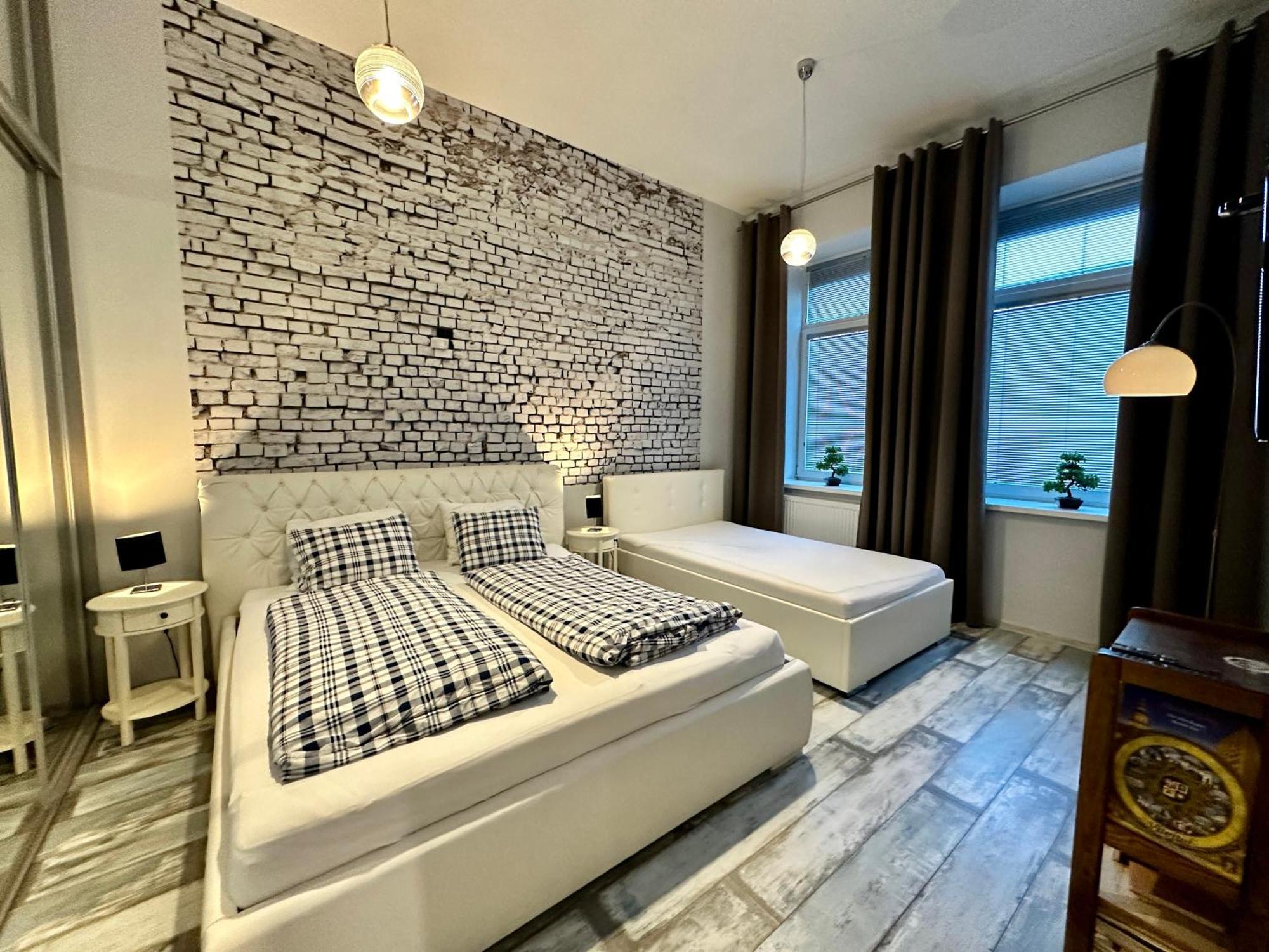 Royal City Centre Apartment Poprad Buitenkant foto